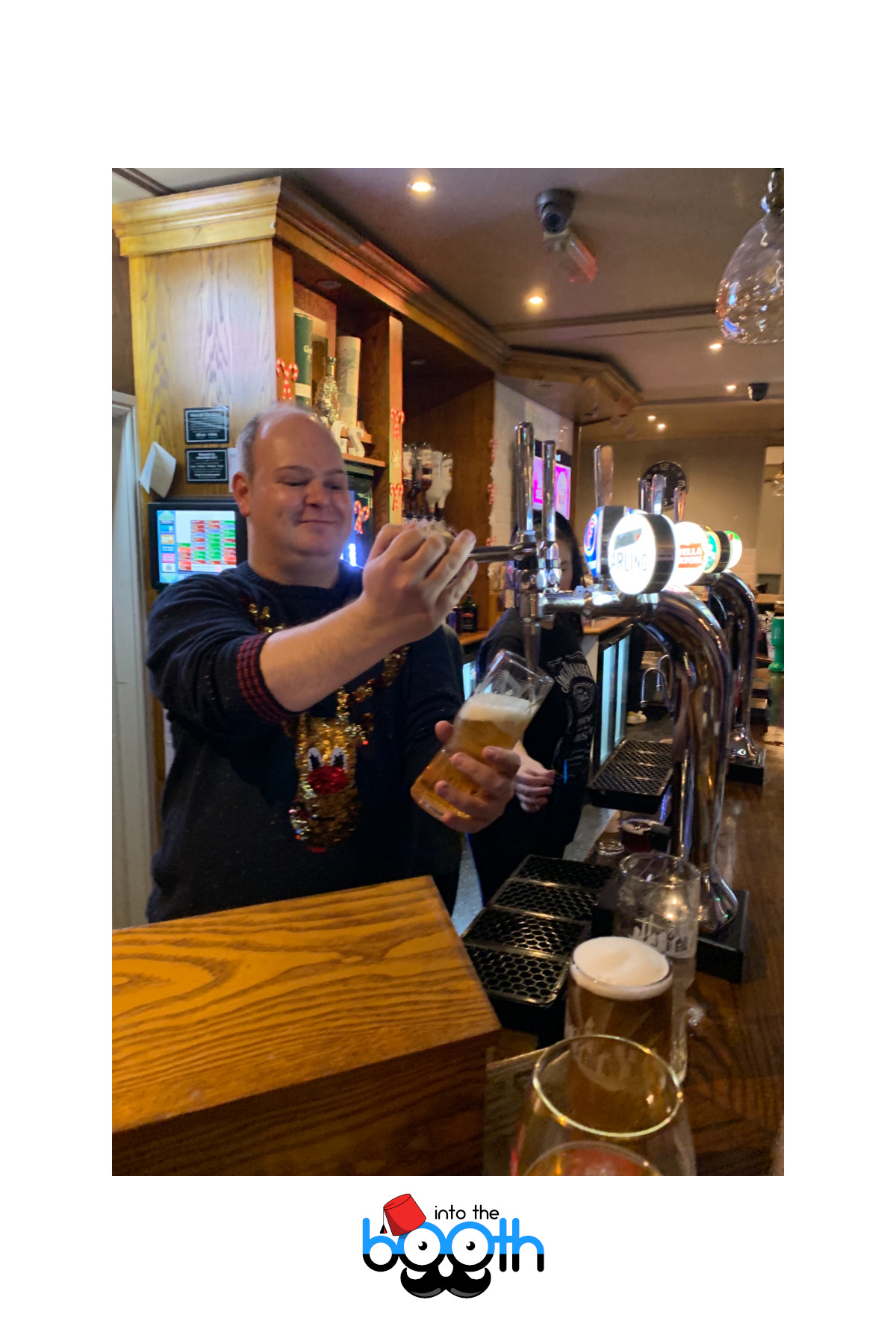 Nags Head Christmas Quiz 2019 | View more photos from the event at gallery.intothebooth.co.uk/u/IntoTheBooth/Nags-Head-Christmas-Quiz-2019